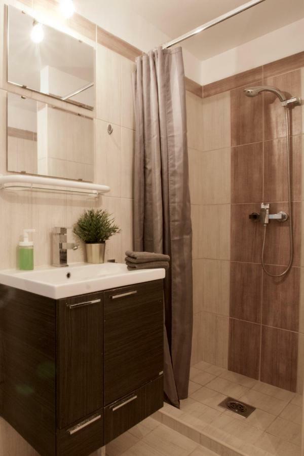 Standard Apartment By Hi5 - Steindl Street Budapest Ngoại thất bức ảnh