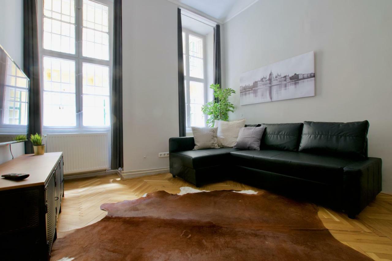 Standard Apartment By Hi5 - Steindl Street Budapest Ngoại thất bức ảnh
