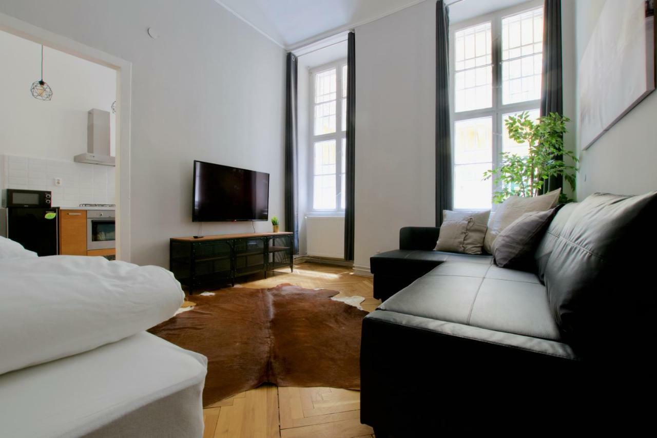 Standard Apartment By Hi5 - Steindl Street Budapest Ngoại thất bức ảnh